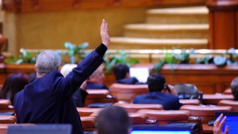 Senatul dă o palmă băncilor, darea în plată a fost votată. Pentru ce credite se aplică și cum vor fi afectați românii