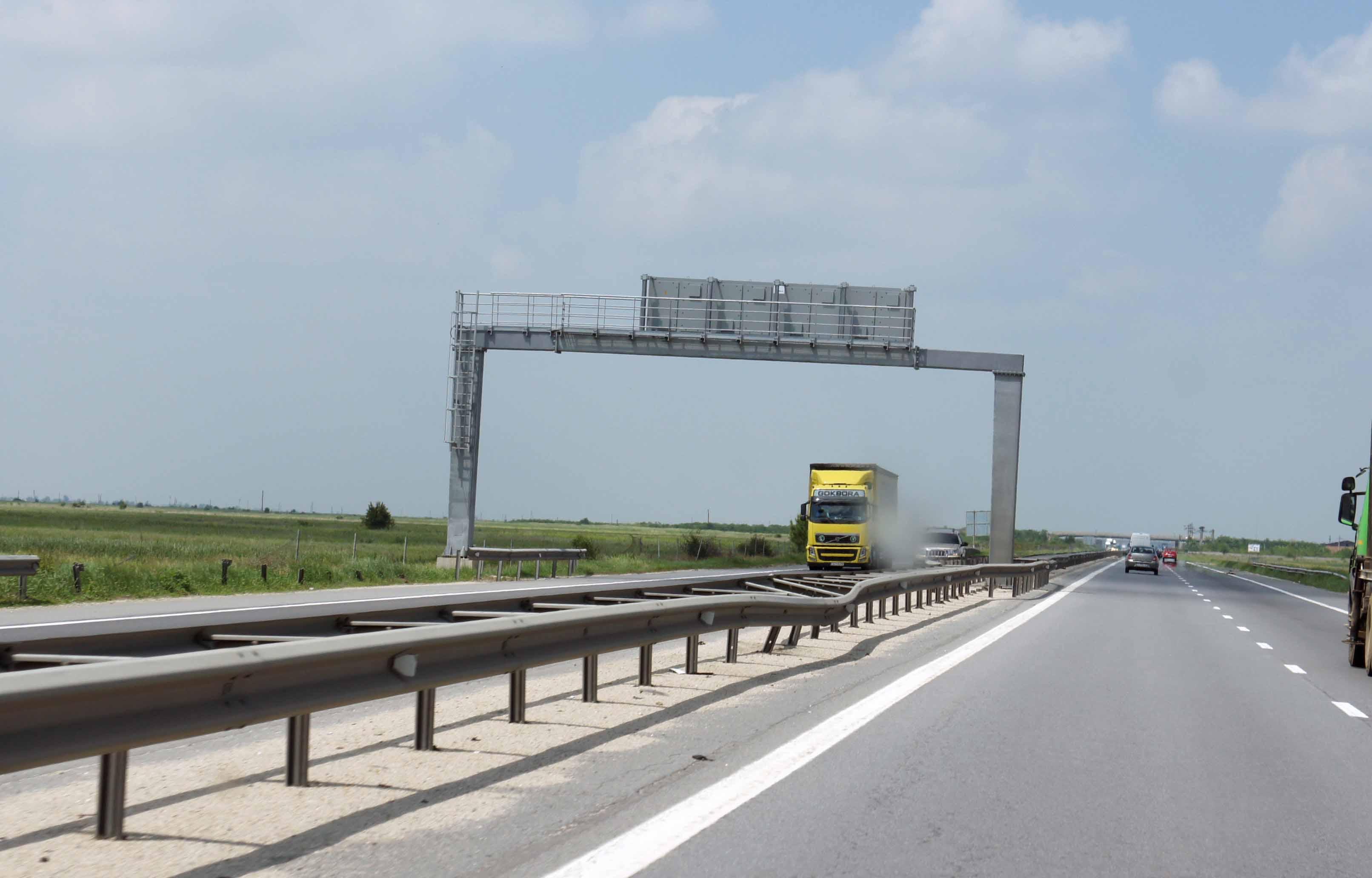 Veste uriașă. Șoferii nu vor mai plăti amenzile pentru rovinietă!