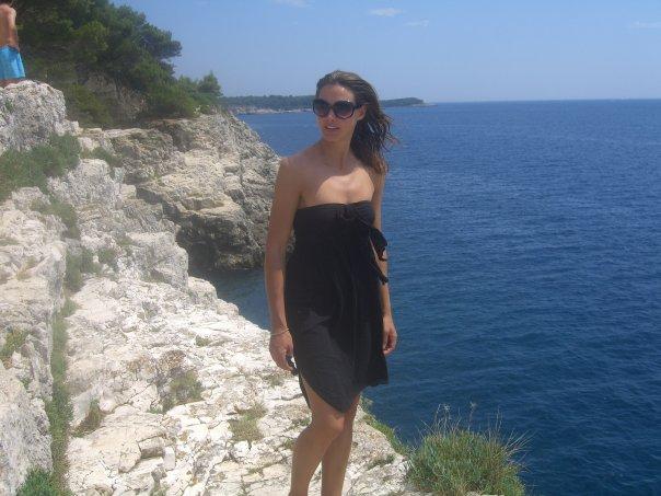 Premieră &icirc;n medicină! Este prima femeie din lume care a născut deși nu avea uter. Cum arată bebelușul ei