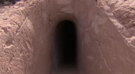 Un bărbat a stat închis 25 de ani într-o peșteră! Oamenii au descoperit ceva fenomenal înăuntru!