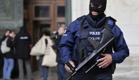 UPDATE: Raid antiterorism: Schimb de focuri ca-n westernuri la Bruxelles!  Patru polițiști au fost răniți