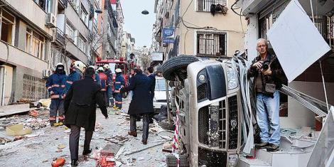 UPDATE:  Atentat sinucigaș cu bombă la Istanbul. Bilanț: 4 morți, 36 de răniți. Imagini cutremurătoare