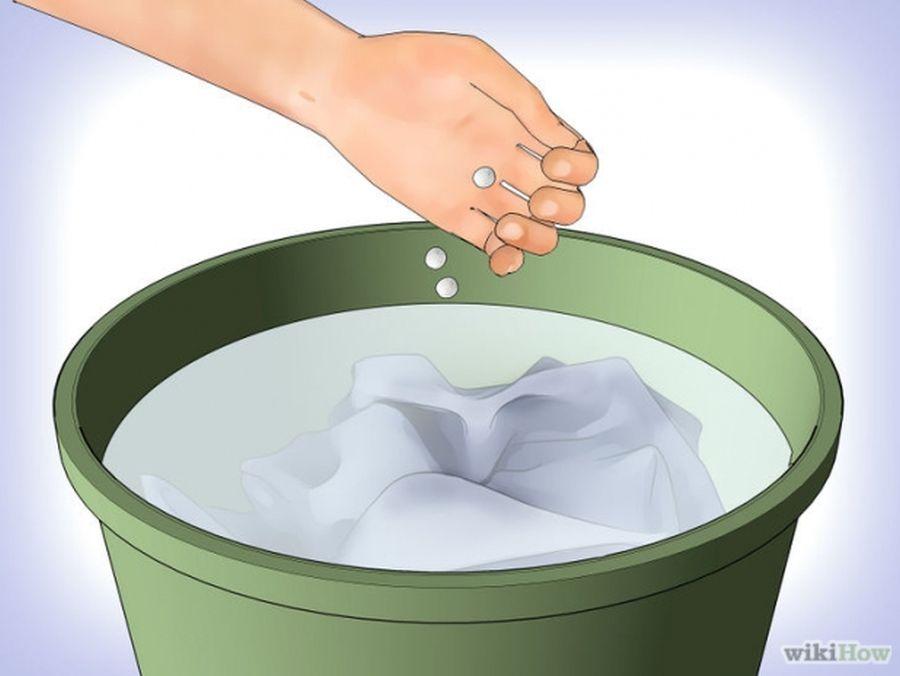 Nimănui nu i-a venit să creadă! A dizolvat o aspirină &icirc;n apa &icirc;n care spăla rufele, iar efectul a fost extraordinar!