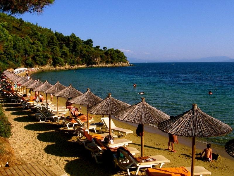 Skiathos, tăr&acirc;m de legendă cu plaje de poveste
