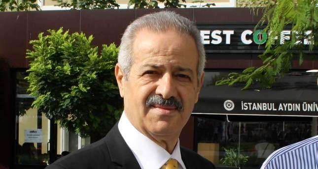 C&acirc;ndva privea planeta de la geam și avea străzi cu numele său! Azi, eroul național a devenit un simplu refugiat! A luat cu el &icirc;n exil o poveste emoționantă!