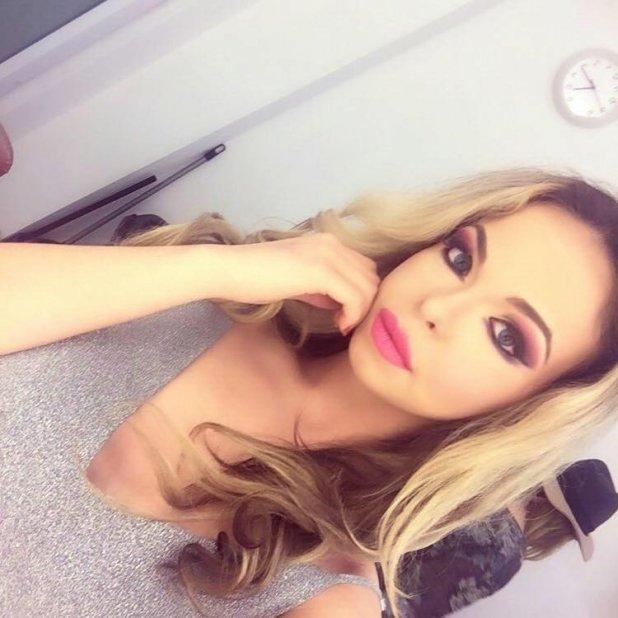 Barbie de Rom&acirc;nia,  leșini dacă o vezi cu noul look! Fanii: "Frumoşenie!