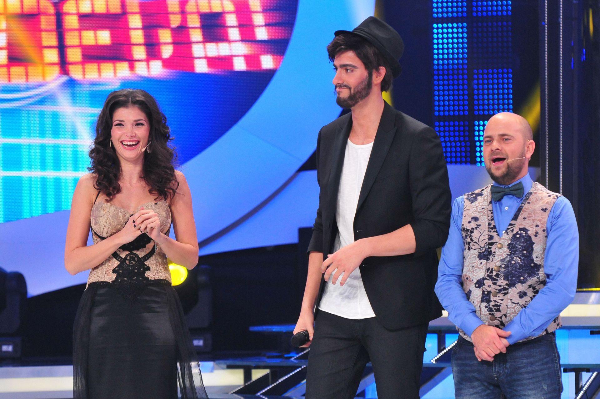 Liviu Teodorescu &icirc;i face declarații Alinei Pușcaș, la &ldquo;Te cunosc de undeva!&rdquo;: &ldquo;O să mă g&acirc;ndesc la tine c&acirc;nd o să c&acirc;nt &ldquo;Mă ucide ea&rdquo;&rdquo;