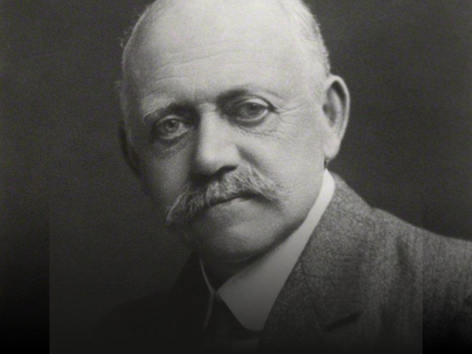 Din cauza lui, dormim cu o oră mai puţin! Stră-străbunicul lui Chris Martin, solistul de la Coldplay, a schimbat ora &icirc;n 1907