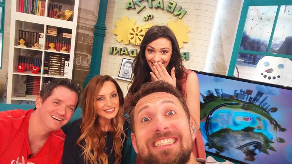 "Ăăă, cine e domnu'??" Dani și-a schimbat look-ul: Cum a apărut matinalul la emisiune