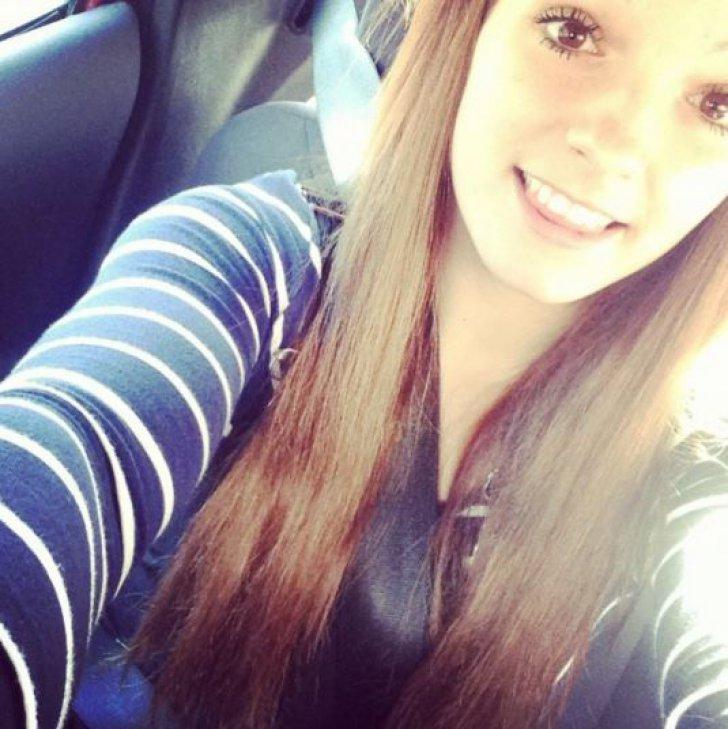 Foto! A m&acirc;ncat TREI ANI de zile doar produse de fast-food! Medicii sunt uimiţi de transformarea tinerei