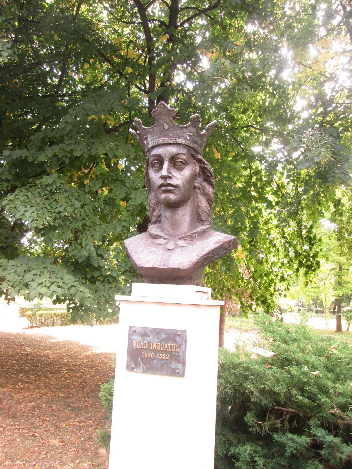 Istoria cu care ne m&acirc;ndrim: cum s-a &icirc;necat, călare fiind, &icirc;n D&acirc;mbovița, domnitorul Vlad al VI-lea. Se zice că și calul era beat!