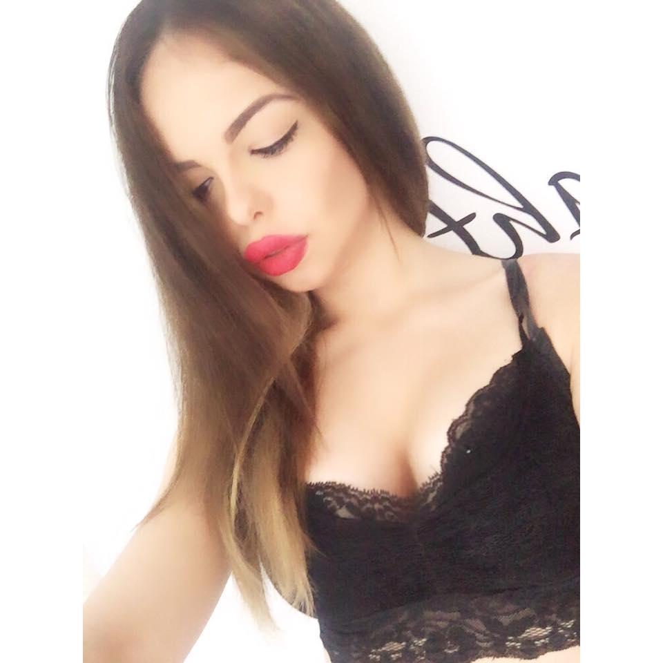 Ce cluburi, ce petreceri! Barbie de Rom&acirc;nia s-a cumințit total! Activitățile deloc păcătoase care &icirc;i ocupă timpul