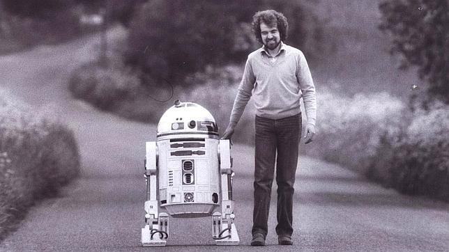 Fanii Star Wars sunt &icirc;n doliu! Tony Dyson, părintele celui mai celebru robot din lume, a murit