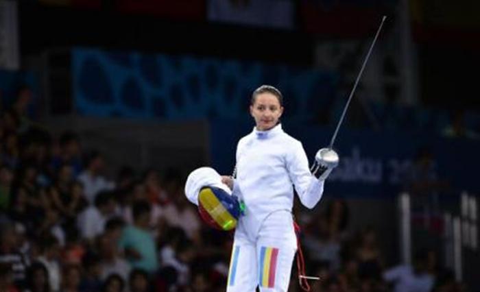 Victorie la scrimă! CSA Steaua a c&acirc;știgat Cupa Europei la spadă feminin de la Caserta