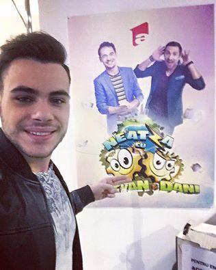 Fratele Alinei Eremia ne-a cucerit! Mircea a lansat o piesă nou-nouță: Ascultă, &icirc;n premieră la Neatza, "Dragostea doare"