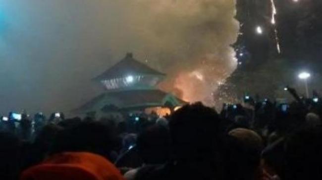 UPDATE! Tragedie &icirc;n India: Peste 100 de morți și 300 de răniți &icirc;ntr-un incendiu izbucnit &icirc;ntr-un templu