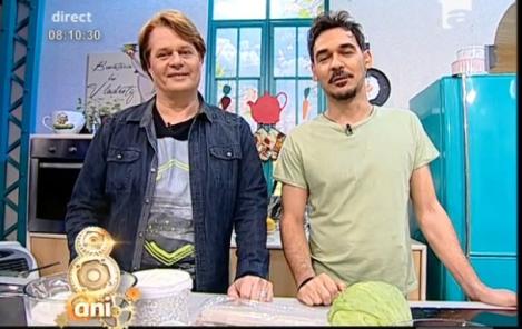 Rețetă delicioasă! Plăcintă cremoasă cu multă br&acirc;nză și &rdquo;zdrențe cu lapte&rdquo;