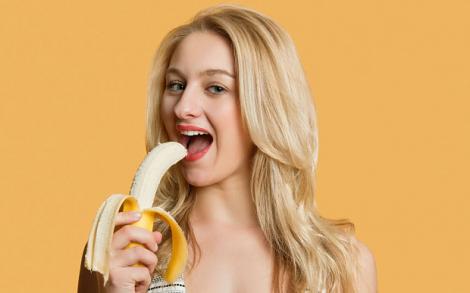 Ce se întâmplă dacă mănânci banane, după ce ai consumat alcool? Ai curaj să încerci?