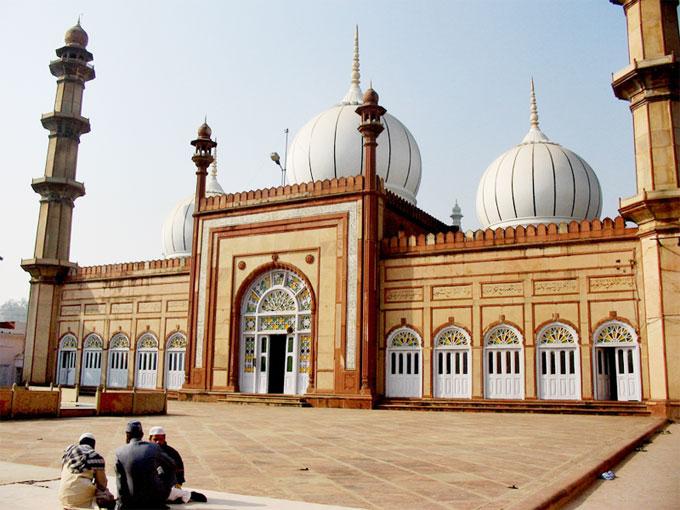 S-a decis! Bucureștenii află ce se &icirc;nt&acirc;mplă cu Moscheea Centrală!