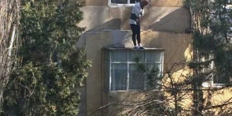 O româncă din Italia, împinsă de la balcon de către patronul său. Cazul a revoltat comunitatea întreagă