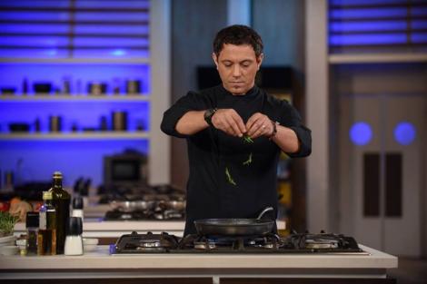 CONCURS! AloShop.tv pune la bătaie setul "‪#&lrm;RegisStone Ideal" pentru toţi pasionaţii de cooking!