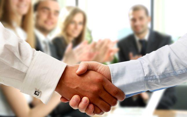 Salariul mediu se apropie de pragul de 2.000 de lei. Cine sunt cei care vor avea bani mai mulți