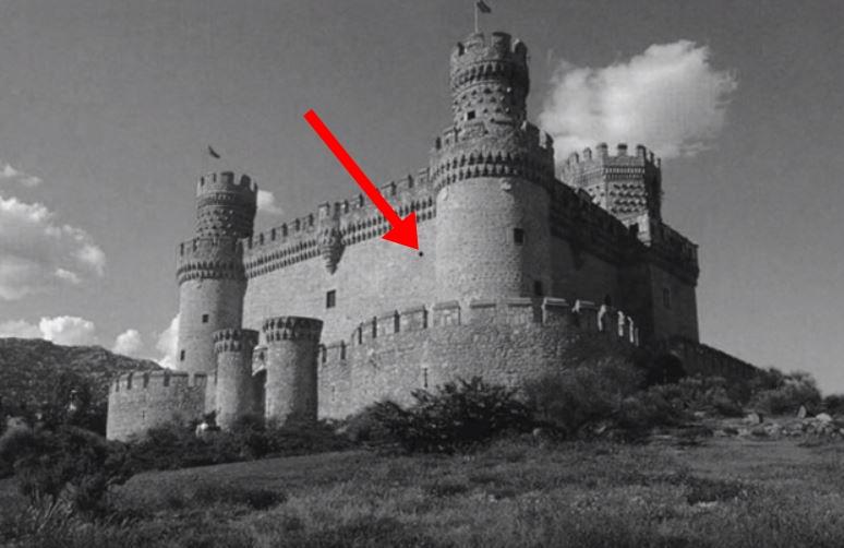 Iluzia care face furori pe internet! Ce se &icirc;nt&acirc;mplă dacă priveşti, c&acirc;teva secunde, punctul din centrul imaginii