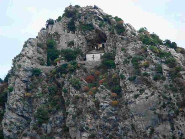 Profeția CUTREMURĂTOARE a Apocalipsei de la Muntele Athos: &bdquo;&Icirc;nfăţişarea oamenilor se va schimba!&rdquo;