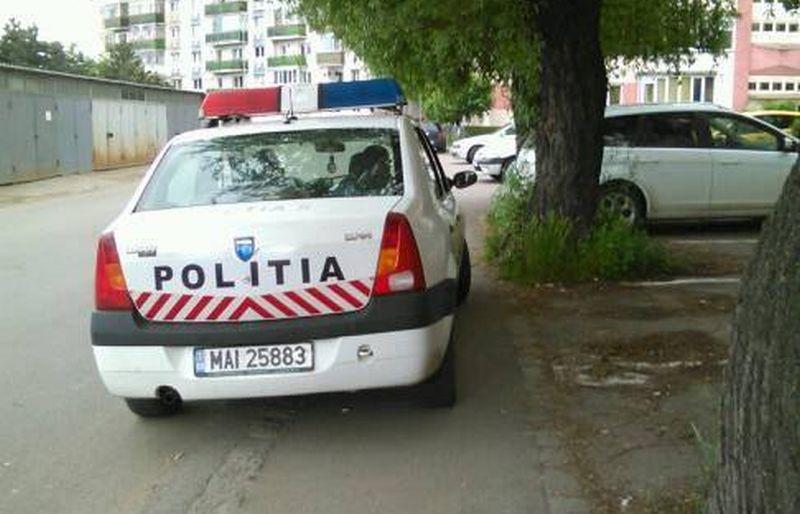 O femeie din Cluj, jignită de doi polițiști: "Hai, marș!". Ce &icirc;i &icirc;ntrebase biata femeie