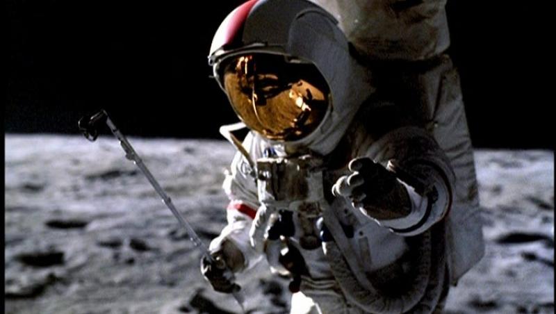 Povestea primului astronaut care a jucat GOLF pe Lună. Cum a fost posibil așa ceva?