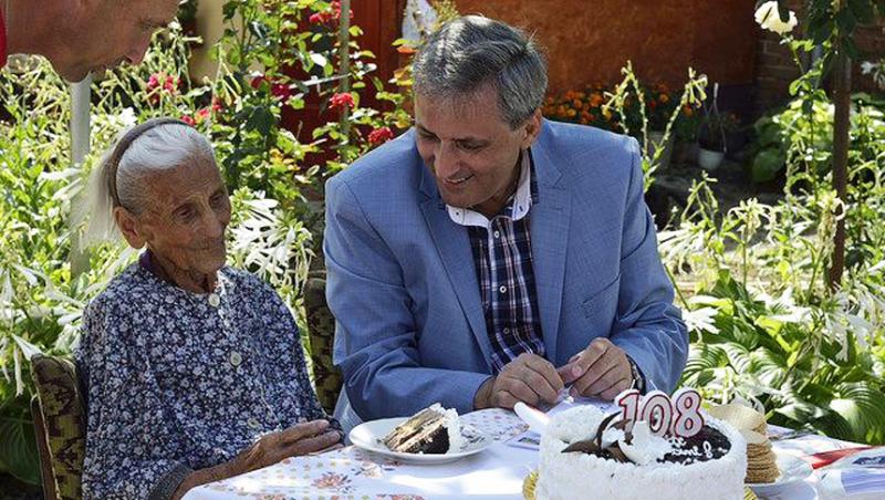 A murit cea mai bătrână femeie din România. Urma să împlinească 109 ani