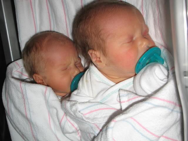 Medicii au rămas fără cuvinte c&acirc;nd au realizat c&acirc;t c&acirc;ntărește un nou-născut: "Este o minune! &Icirc;n 25 de ani nu am văzut așa ceva!" Cum arată "Micuțul gigant"!