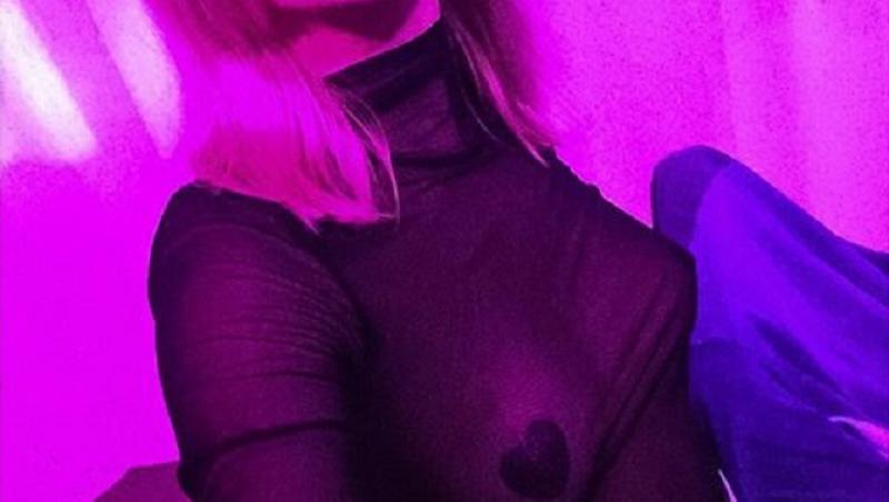 O, Doamne, de data asta chiar s-a văzut tot! Alexandra Stan, apariție interzisă cardiacilor: bluză transparentă, FĂRĂ lenjerie intimă