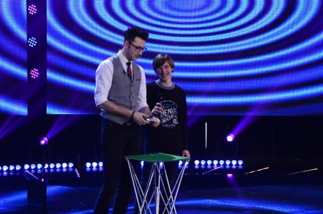 Vlad Grigorescu, ultimul finalist “iUmor”, a fost ales asearã de cãtre telespectatori