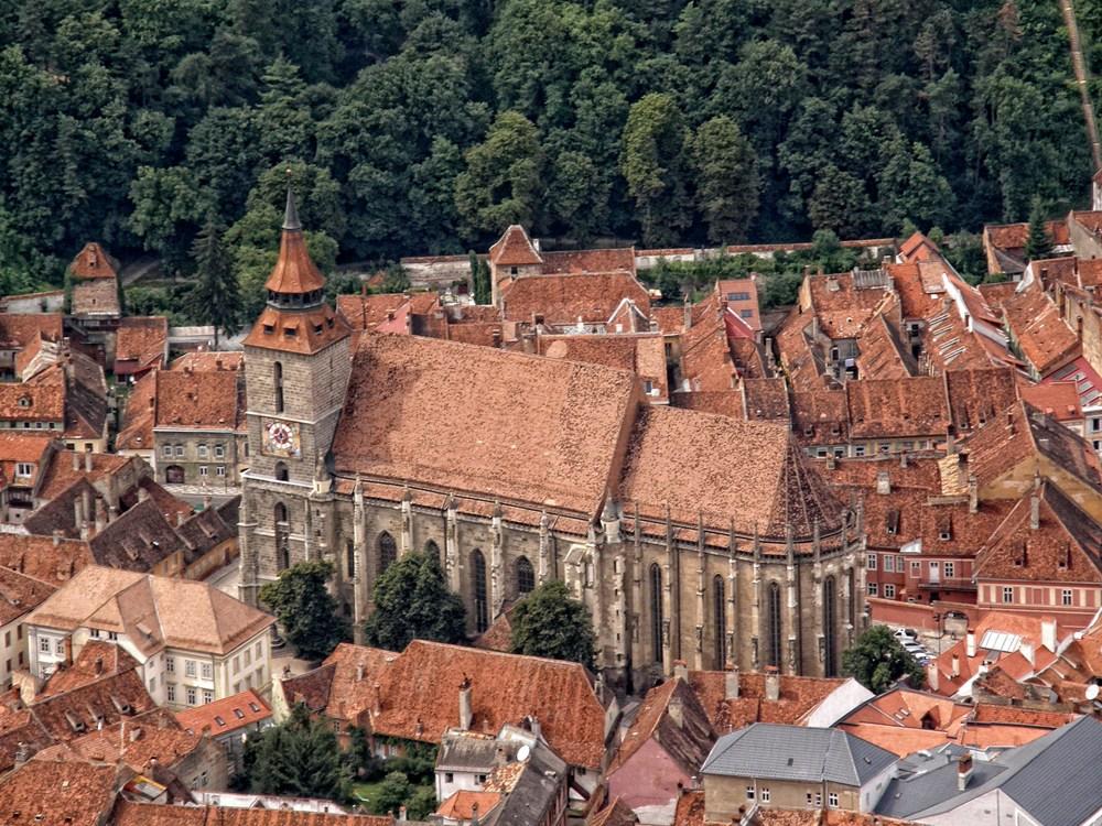 Biserica Neagră, unul dintre cele mai frumoase edificii de cult din Rom&acirc;nia