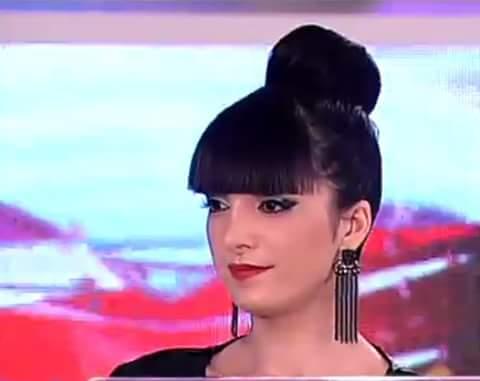 Pictorial incendiar cu mama unei concurente din casa "Mireasă pentru fiul meu"! Bărbaţii puși pe jar: "Ești mai sexy dec&acirc;t fiica ta!"