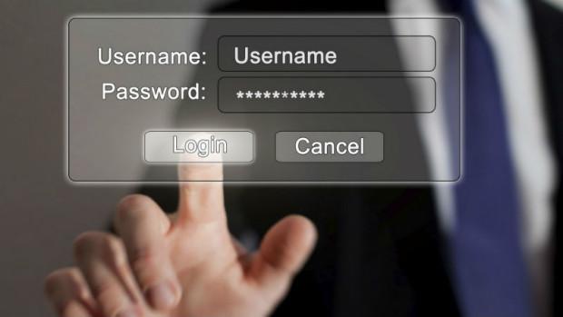 Ai putea r&acirc;m&acirc;ne fără contul de Facebook! Dacă ai PAROLA ASTA, schimb-o imediat!