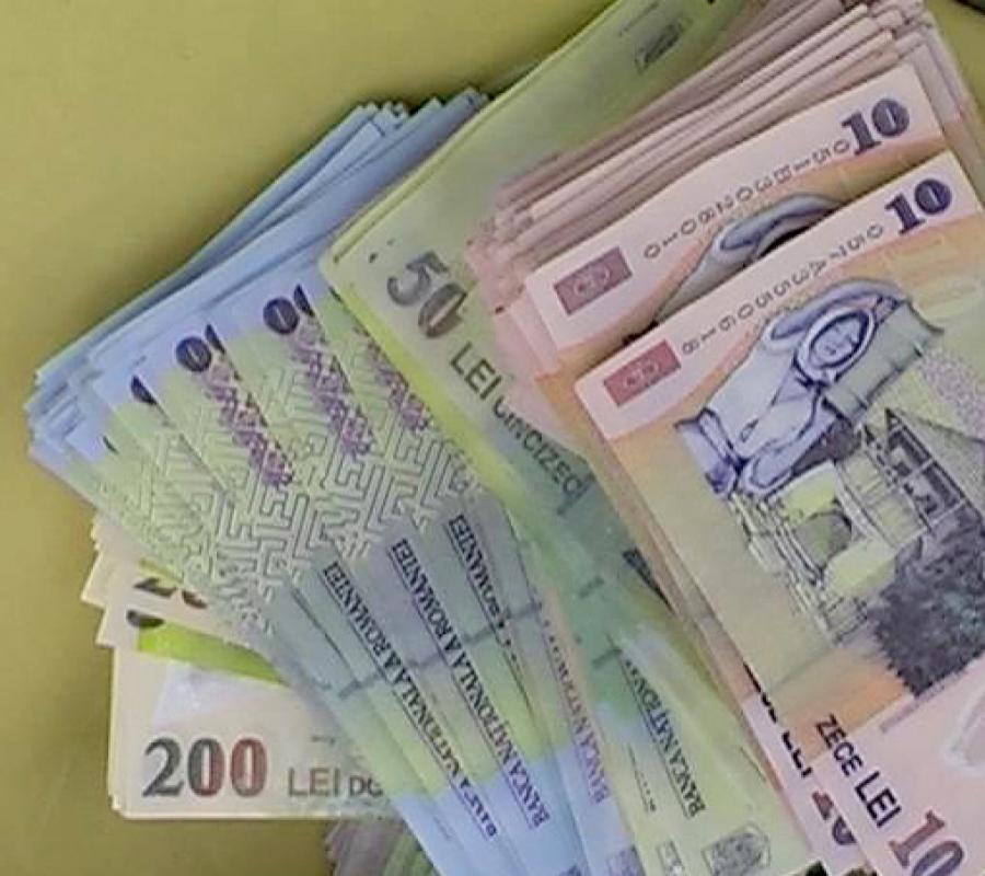 Părinții care pleacă la muncă &icirc;n Italia pot fi amendați cu p&acirc;nă la 1.000 de lei, dacă nu numesc o persoană care să se ocupe de copii