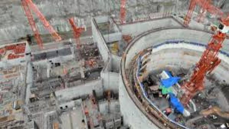 Bonsoir, STADE DE FRANCE! 10000 de oameni au muncit trei ani pentru a-l construi, iar teroriștii voiau să-l dărâme într-o clipă