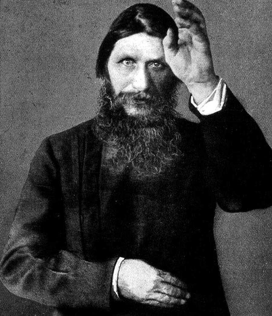Rasputin a prezis sf&acirc;rșitul lumii: &ldquo;Lacrimile Soarelui vor cădea pe Terra, precum niște sc&acirc;ntei de foc, arz&acirc;nd oameni și vegetație!&rdquo;