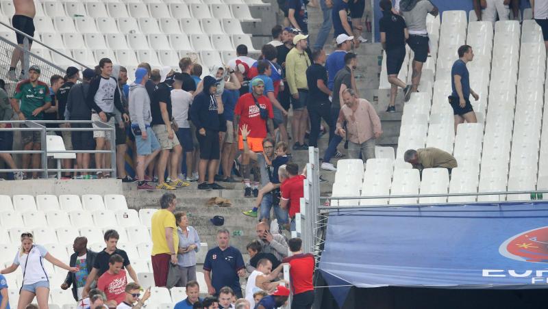 EURO însângerat. Violențele au atins cote inimaginabile în primele zile ale Campionatului European de fotbal!