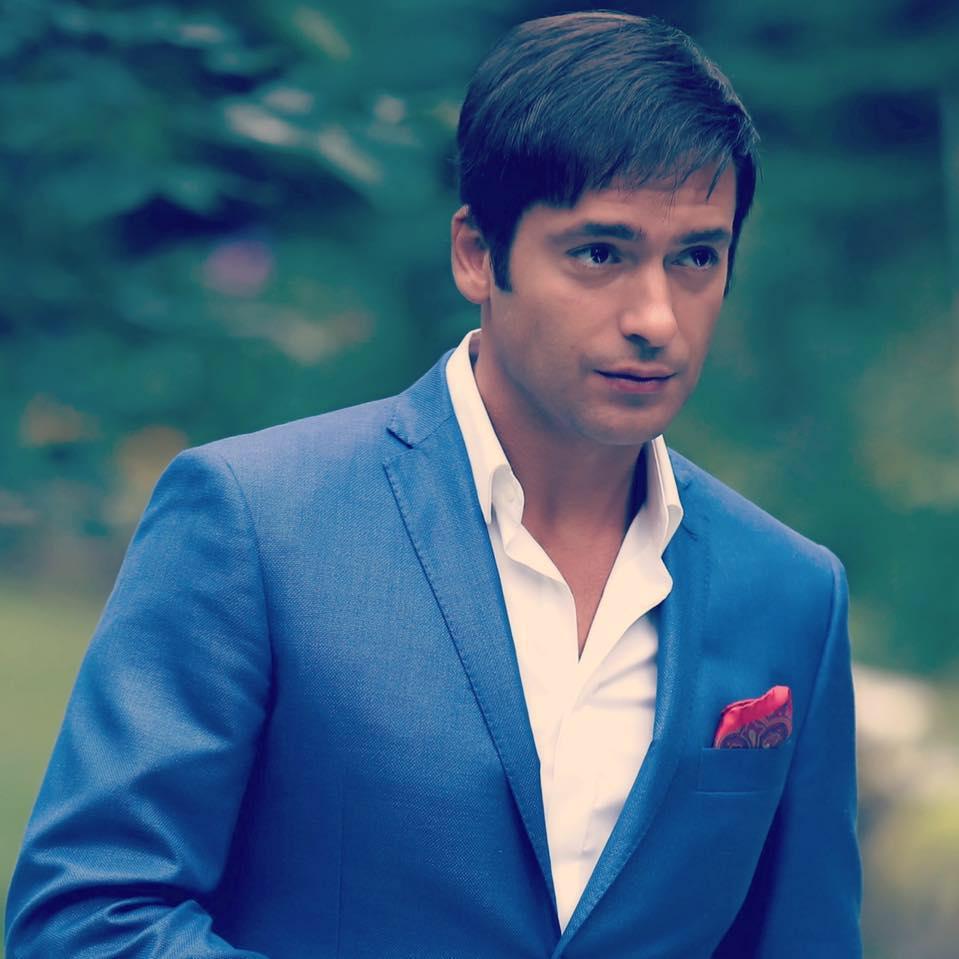 Fericire mare! Radu V&acirc;lcan a devenit tătic! Ce nume a ales prezentatorul TV pentru micuţul lui: "Nu pot să redau ce am trăit. Am pl&acirc;ns"