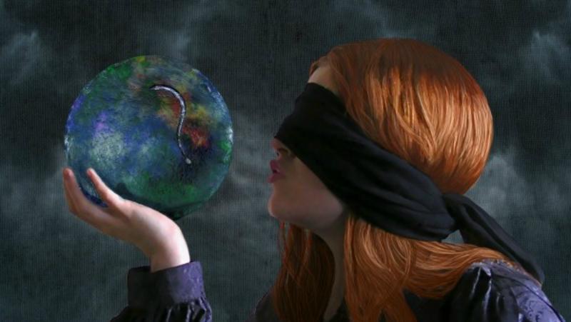 &rdquo;Previziunile&rdquo; unui bărbat pentru 2016, cea mai mare farsă a anului