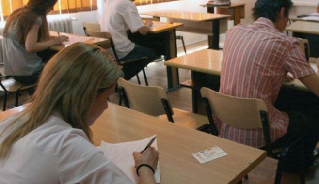 BAC 2016. Profesorii, hotăr&acirc;ți să boicoteze examenul de Bacalaureat. Mai mult de jumătate au semnat pentru protest