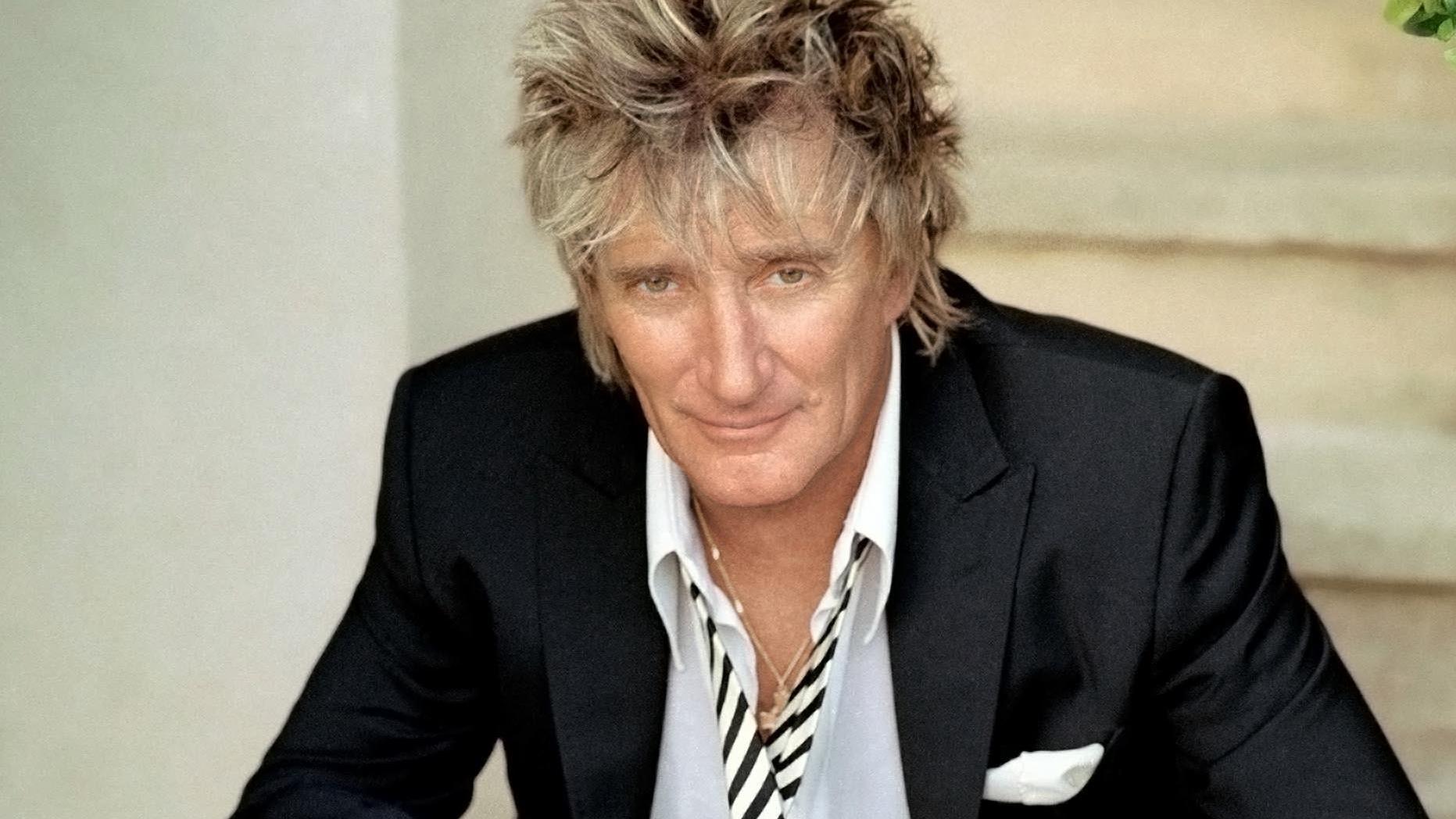 Rod Stewart, dezvăluiri intime despre nașterea sa: "Am fost conceput &icirc;ntr-un adăpost antiaerian"