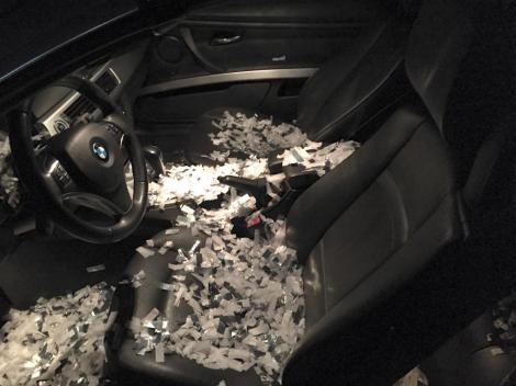 Mihai Bendeac a avut parte de un șoc. Și-a găsit mașina plină de confetti!