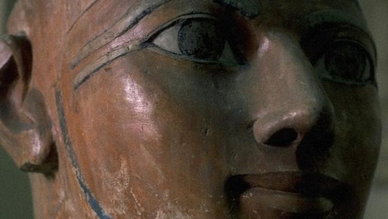 ''Ea este prima mare femeie din istorie!'' Purta barbă și a fost transformată în faraon. Egiptul a vrut să îngroape acest secret