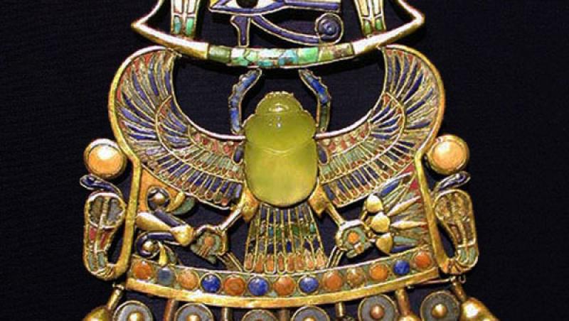 Tutankhamon a avut un pumnal de origini extraterestre! Cum a ajuns faraonul egiptean să aibă un astfel de obiect!