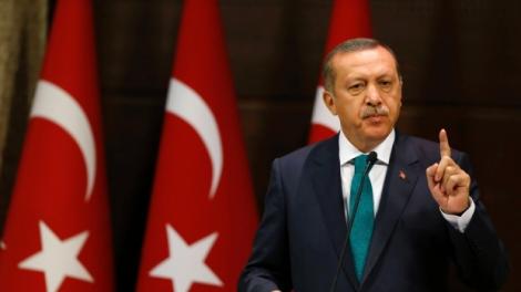 Cum arată Miss Turcia, condamnată la un an de închisoare de președintele Recep Erdogan. Nici imaginile sexy nu o mai scapă