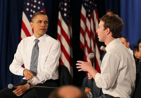 Barack Obama și Mark Zuckerberg, discuții pe Facebook Live. Ce au de împărțit cei doi giganți